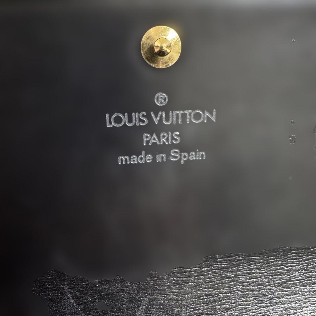 LOUIS VUITTON ルイヴィトン ポルトフォイユ インターナショナル