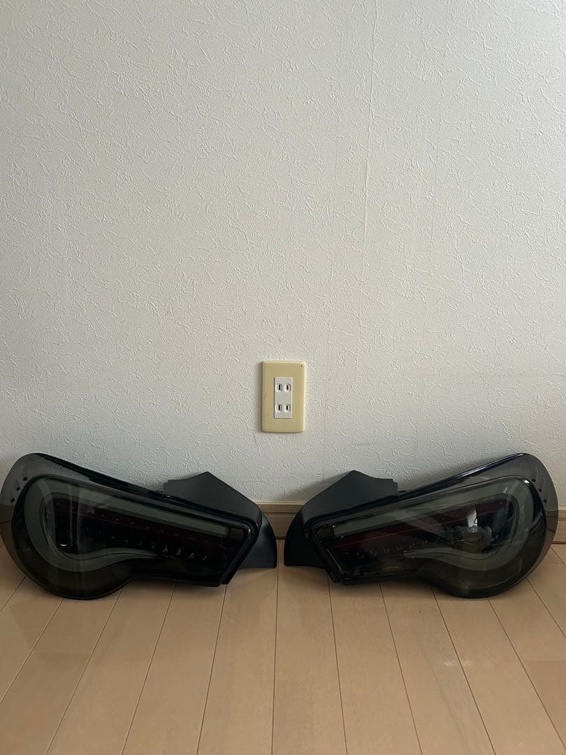 VALENTI ジュエルLEDテールランプ 86・BRZ用