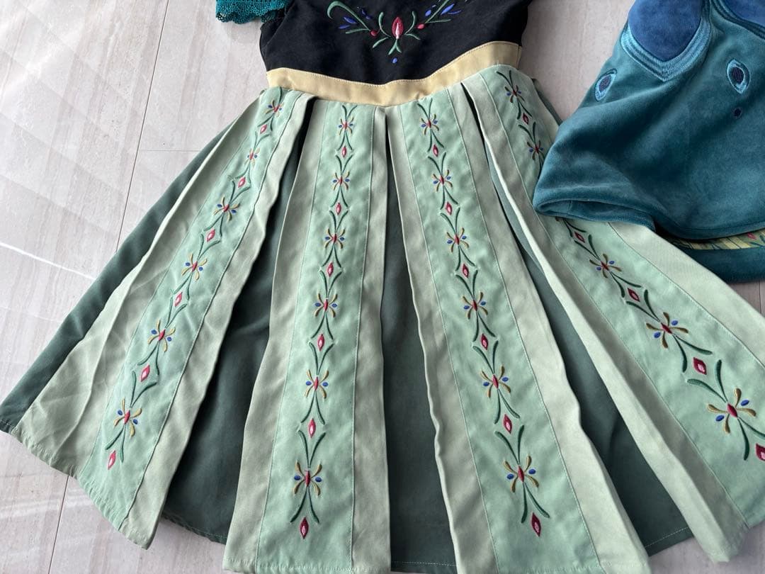 バースデイ　cottoli アナ　リトシー　ドレス　ケープ　ディズニー　100