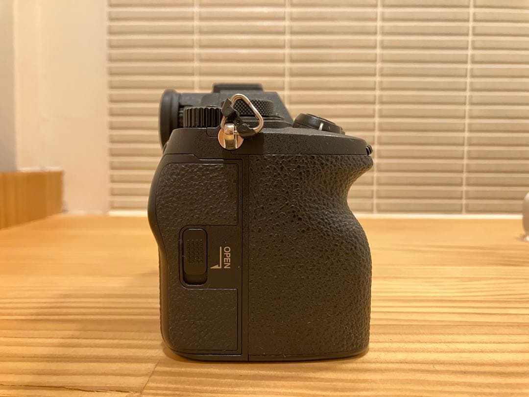 Sony α7 IV ミラーレス一眼 ボディーのみ 付属品全てあり