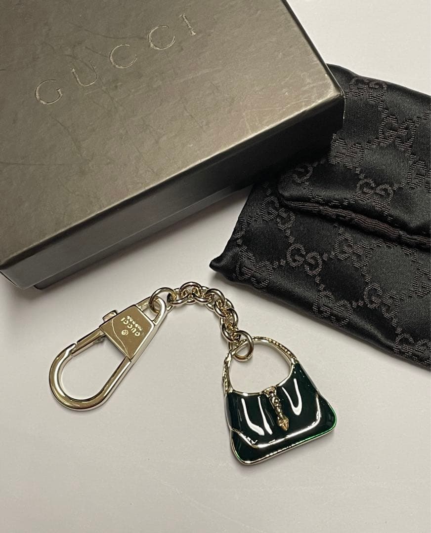 【良品】GUCCIグッチ　バッグ型　チャーム　キーホルダー　匿名配送❤︎