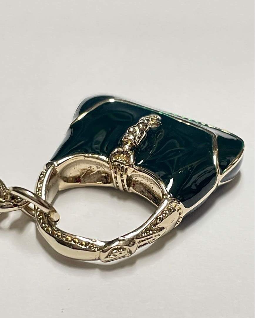 【良品】GUCCIグッチ　バッグ型　チャーム　キーホルダー　匿名配送❤︎
