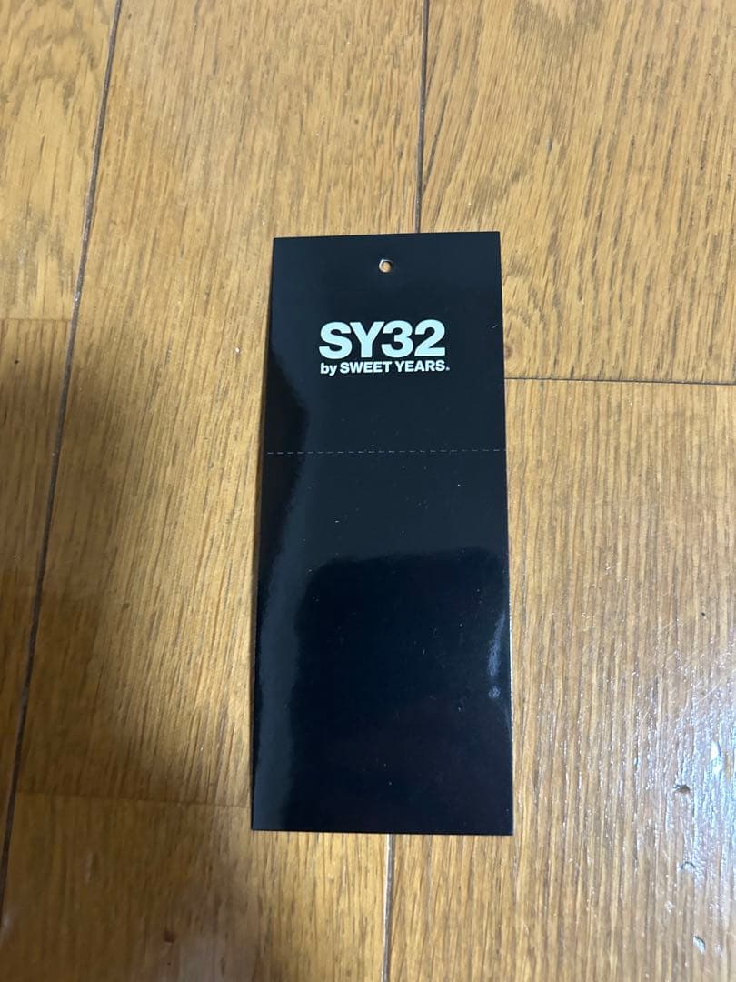 SY32 ×ヨシノリコタケ　ハート刺繍 メッシュキャップ 黒