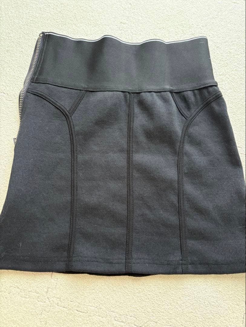 【最安値】 alexanderwang ブラックタイトスカート S ミニスカート