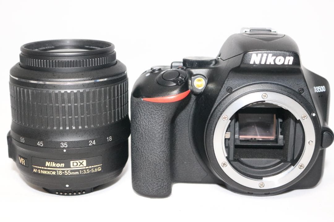 大人気⭐シリーズ最新！ Nikon D3500 ⭐初心者セット ⭐一眼レフ