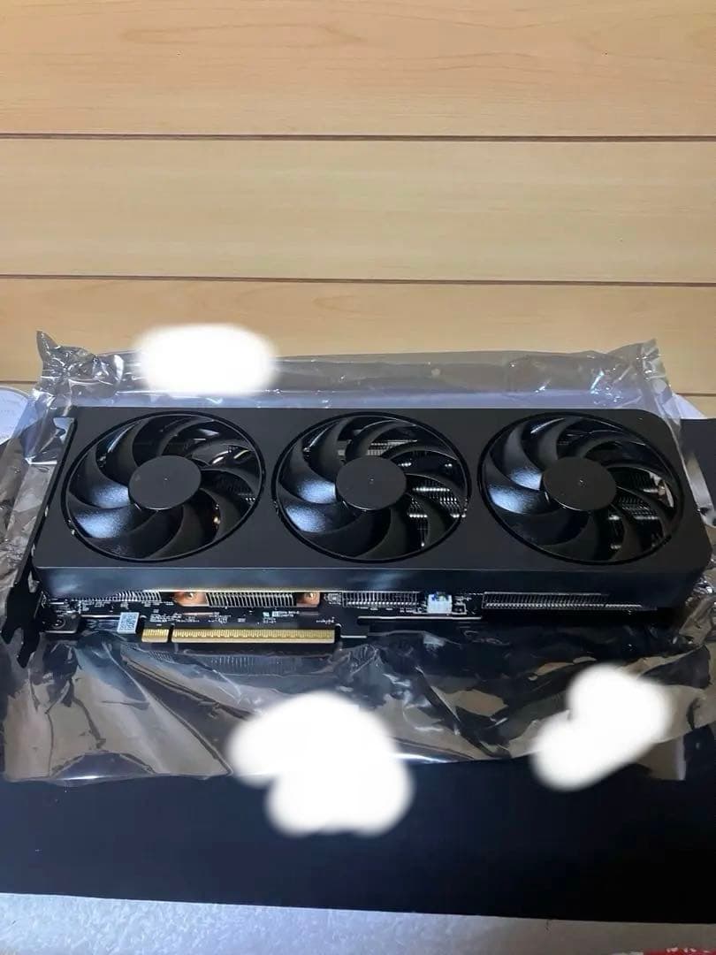 グラフィックボード・グラボ・ビデオカード PowerColor RX 9070 XT 16GB