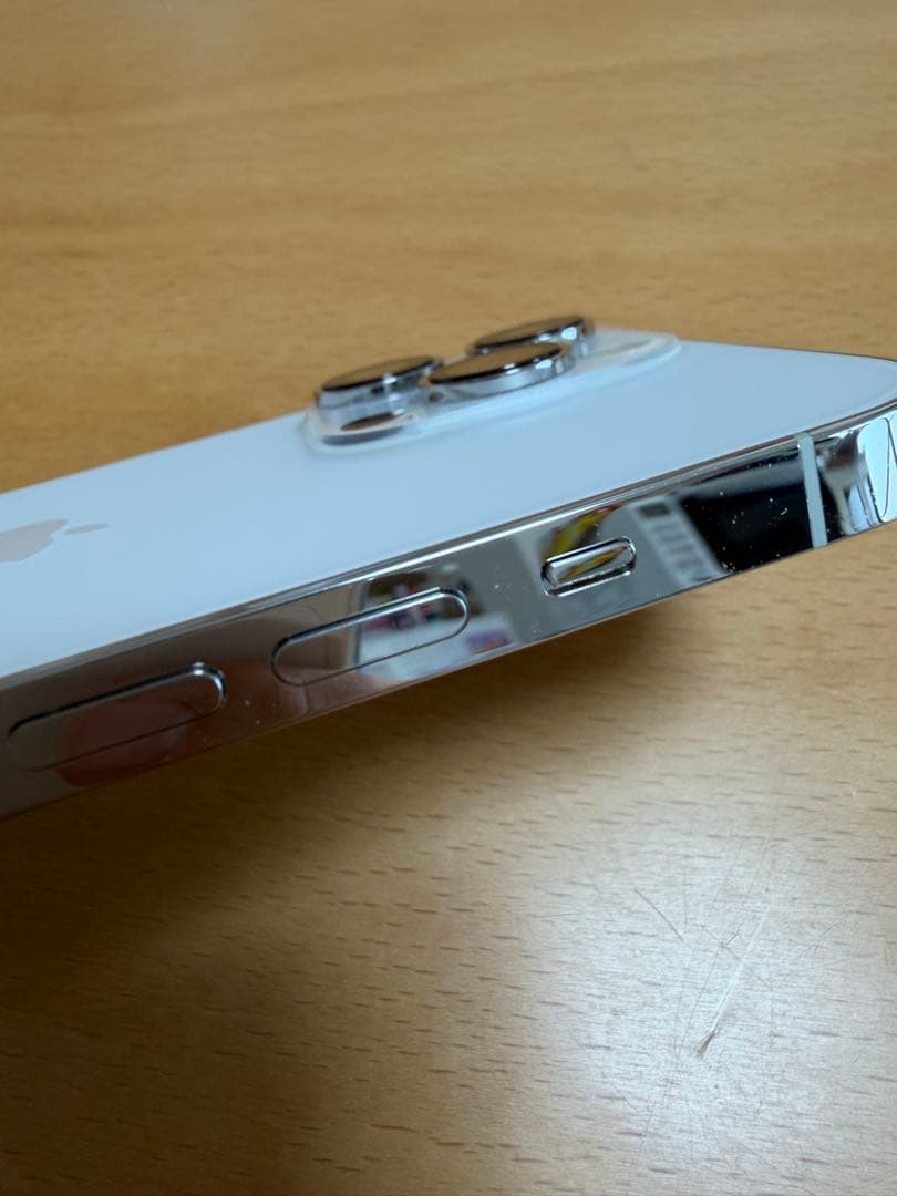 【最終値下げ】iPhone14pro シルバー 128GB SIMフリー