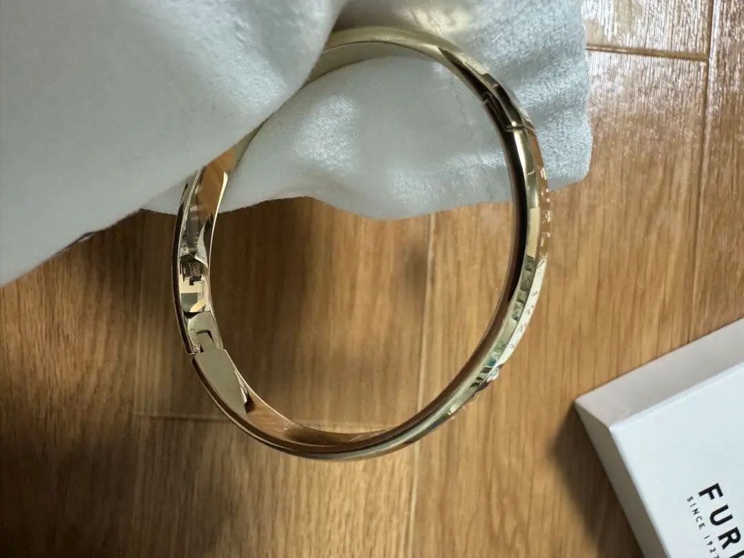 FURLA ゴールドバングル