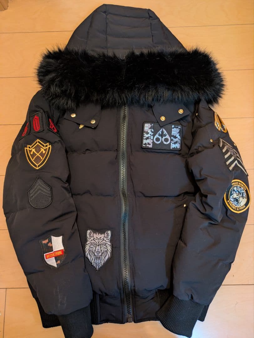 ムースナックルズダウンジャケット 黒