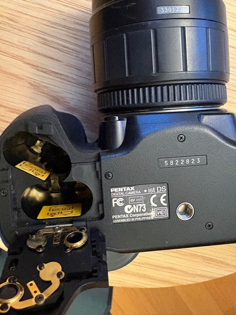 PENTAX istDs デジタル一眼レフカメラ レンズ2個 リモコン付き！