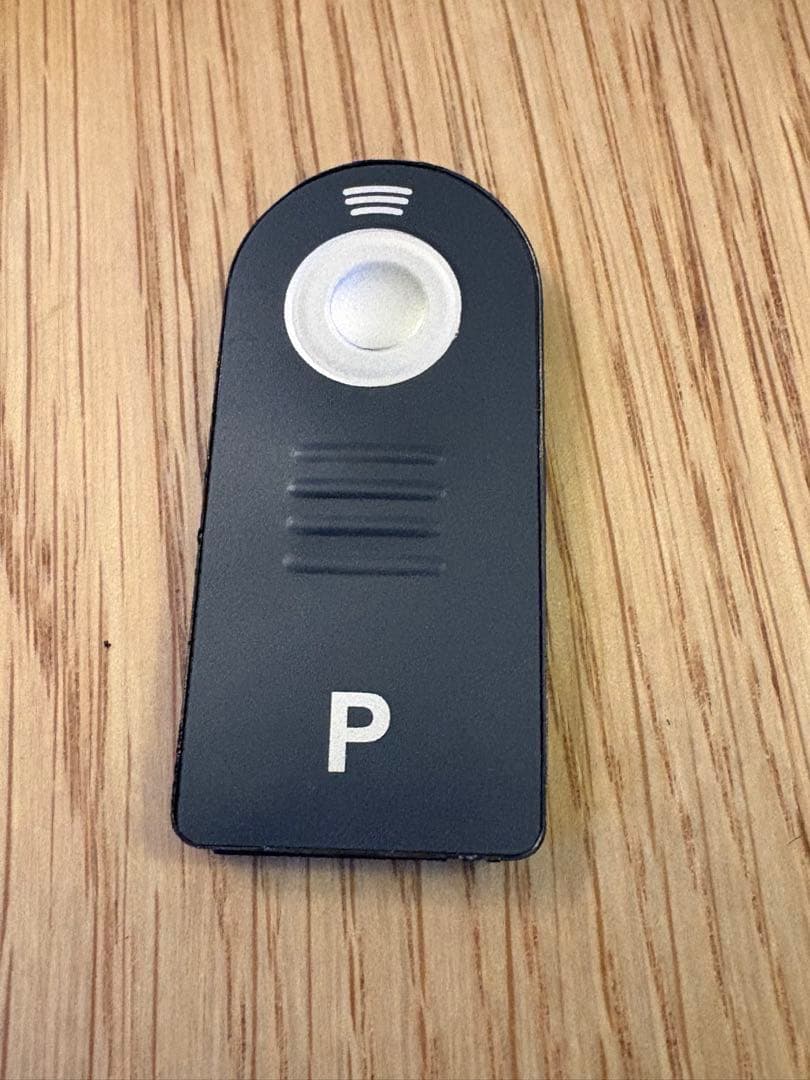 PENTAX istDs デジタル一眼レフカメラ レンズ2個 リモコン付き！