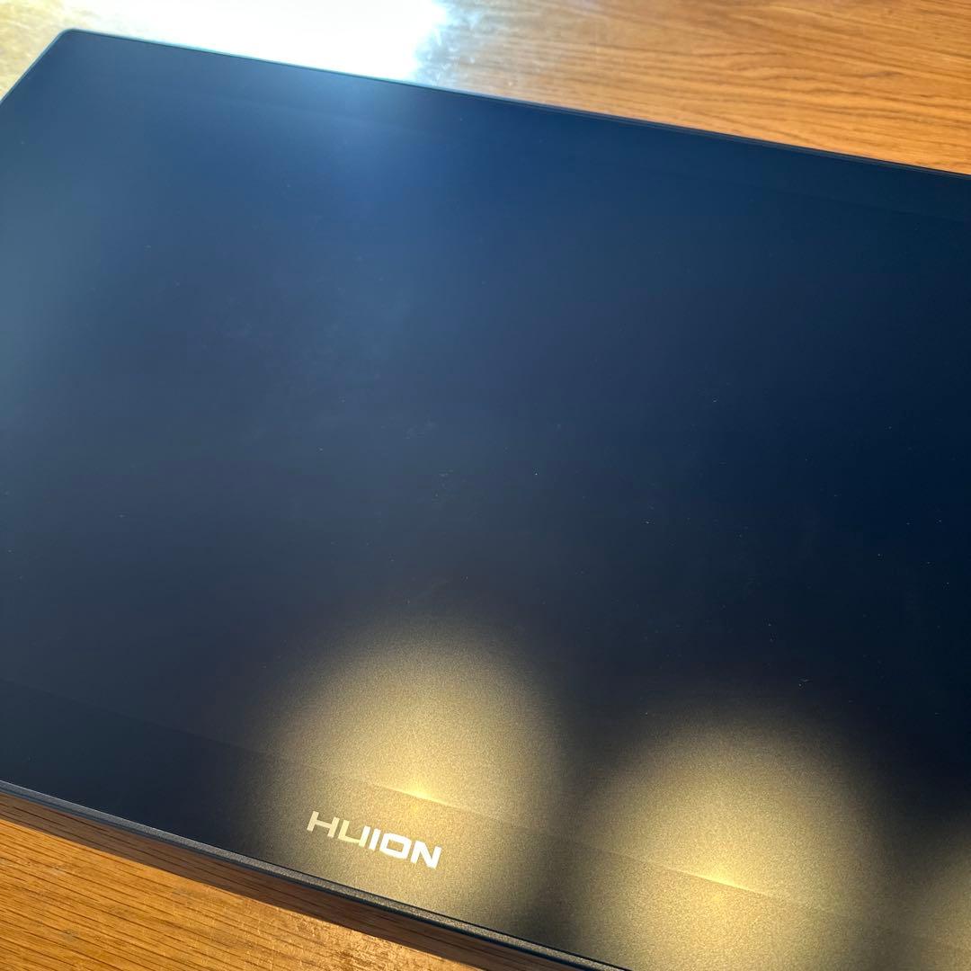 HUION KAMVAS Pro 24(4K) キーボードホルダー付き