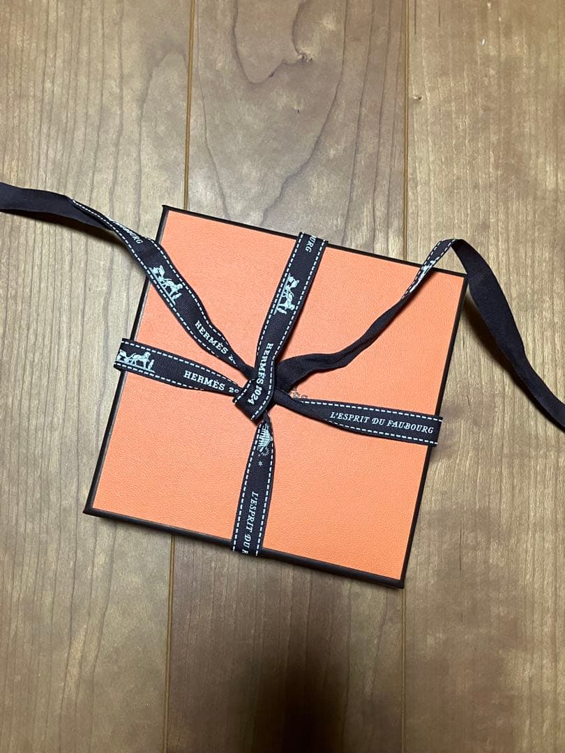 【新品未使用】 HERMES エルメス エルメッセンス 4本セット