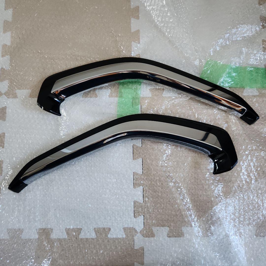 ヤリスクロス　フロントグリルガーニッシュ　モデリスタ