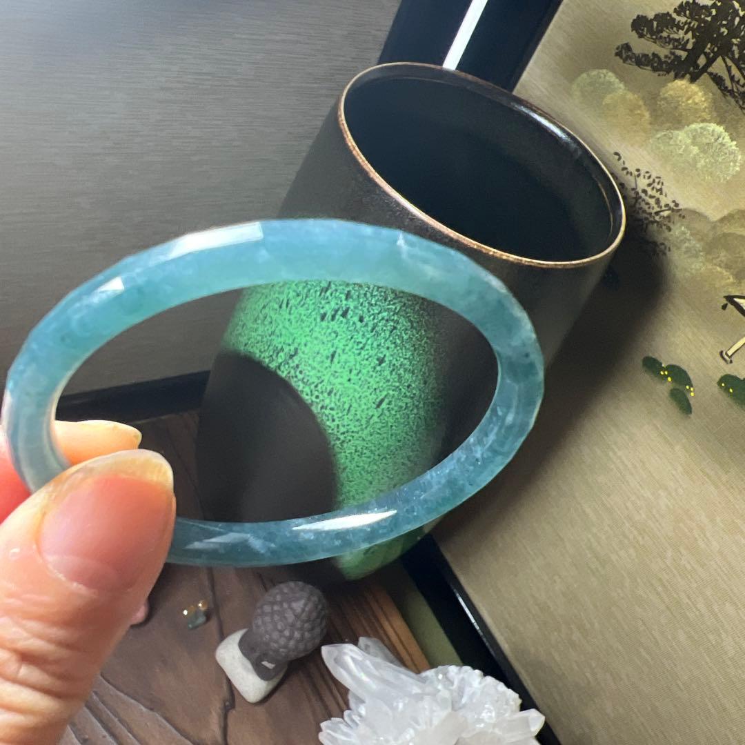 本翡翠、キラキラカット氷藍水バングル　〜52