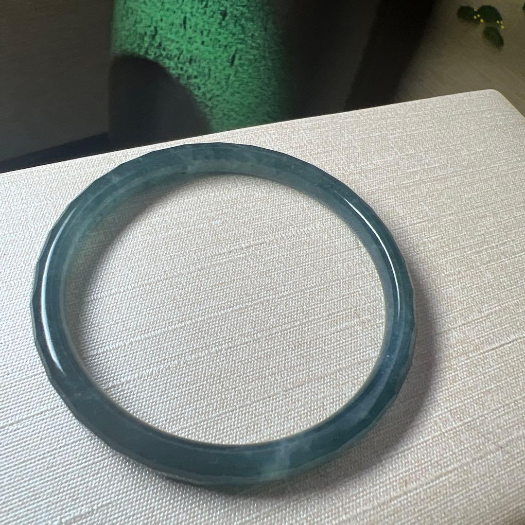 本翡翠、キラキラカット氷藍水バングル　〜52