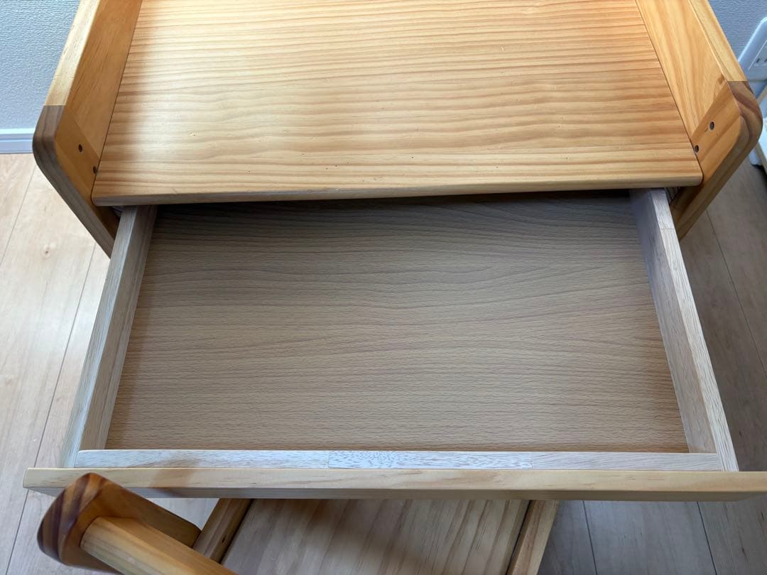 大和屋　ノスタ　リトルデスク　リトルチェア