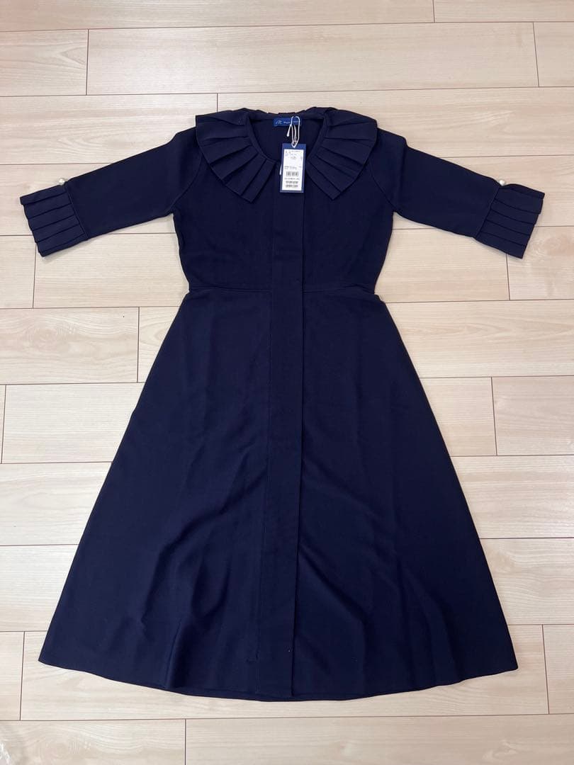 マーリエルカセット　華やかプリーツ今どきモードニットワンピース