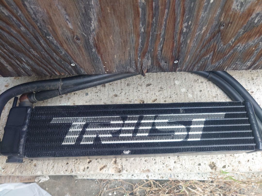 旧車必見オイルクーラー