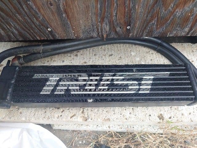 旧車必見オイルクーラー