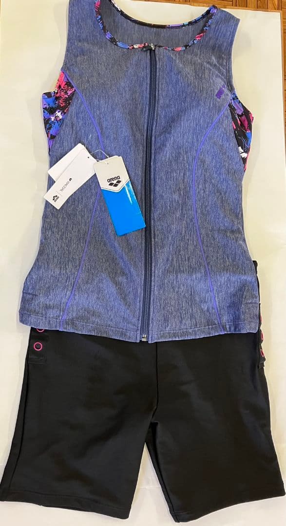 arena セパレート水着 タンクトップ