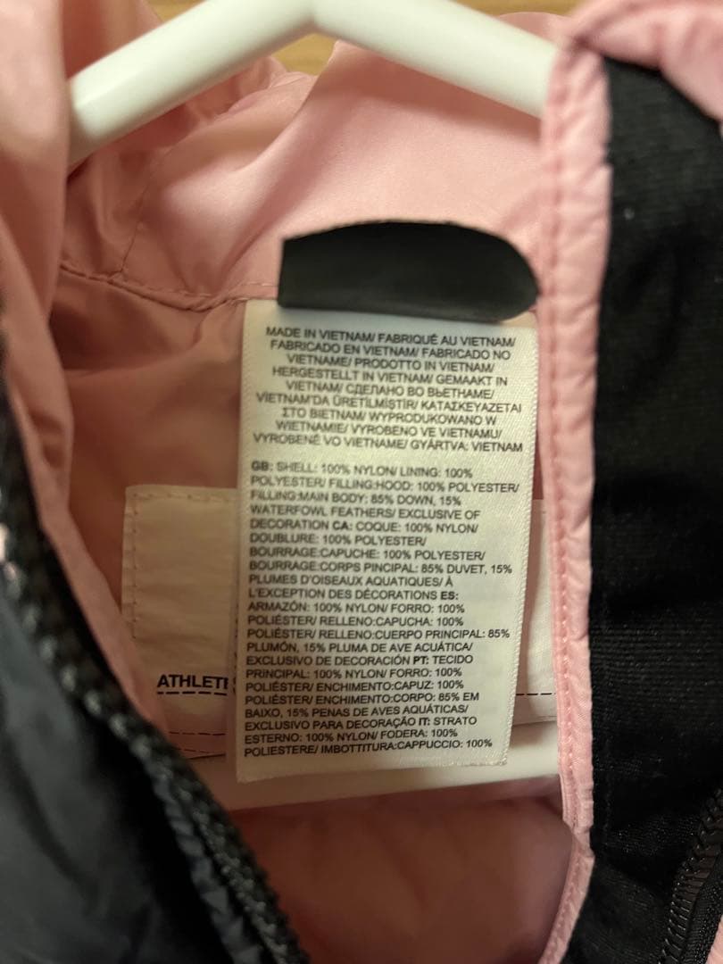 ぷーこさん専用　日本未入荷The North Face フード付き12-18