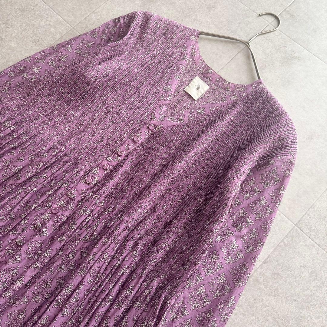 メゾンドソイル　ロングワンピース　ピンタック　花柄　2　Vネック　紫　インド製