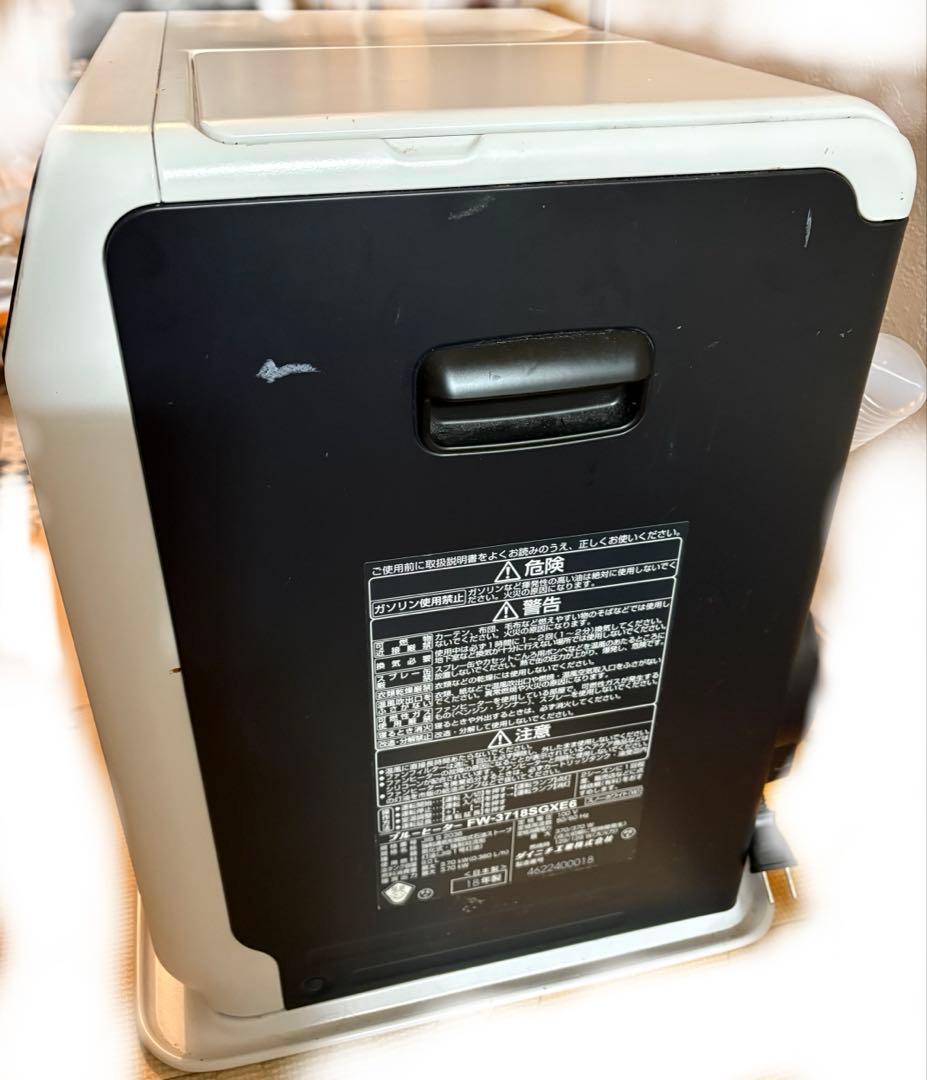 mam15☺︎ヒーター　FW-3718SGXE6 スノーホワイト色　18年製