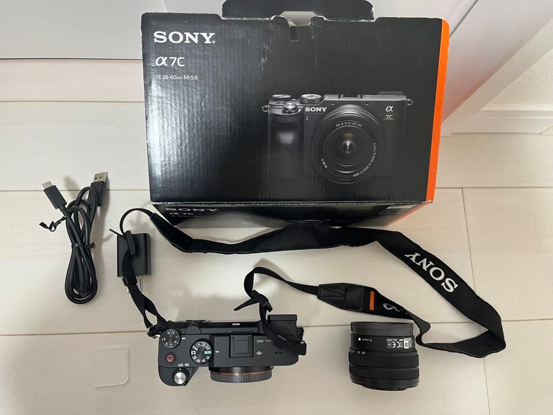 【値下げ】 SONY α7CカメラE 28-60mm ILCE-7C レンズ付き