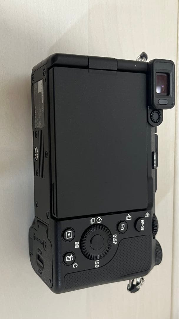 【値下げ】 SONY α7CカメラE 28-60mm ILCE-7C レンズ付き