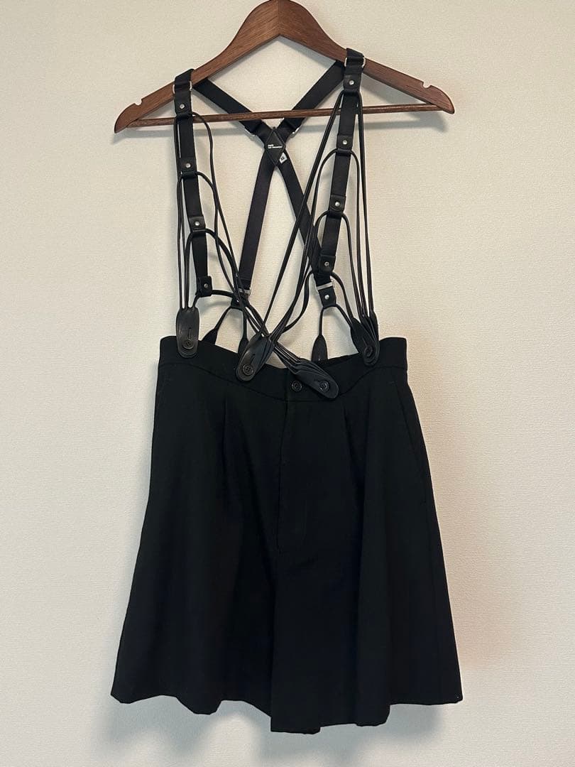 ノワールケイニノミヤ　ショートパンツ