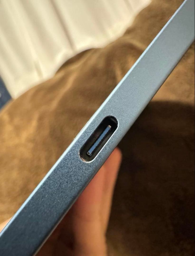 【美品】Apple iPad Air (第5世代) 64GB Wi-Fi