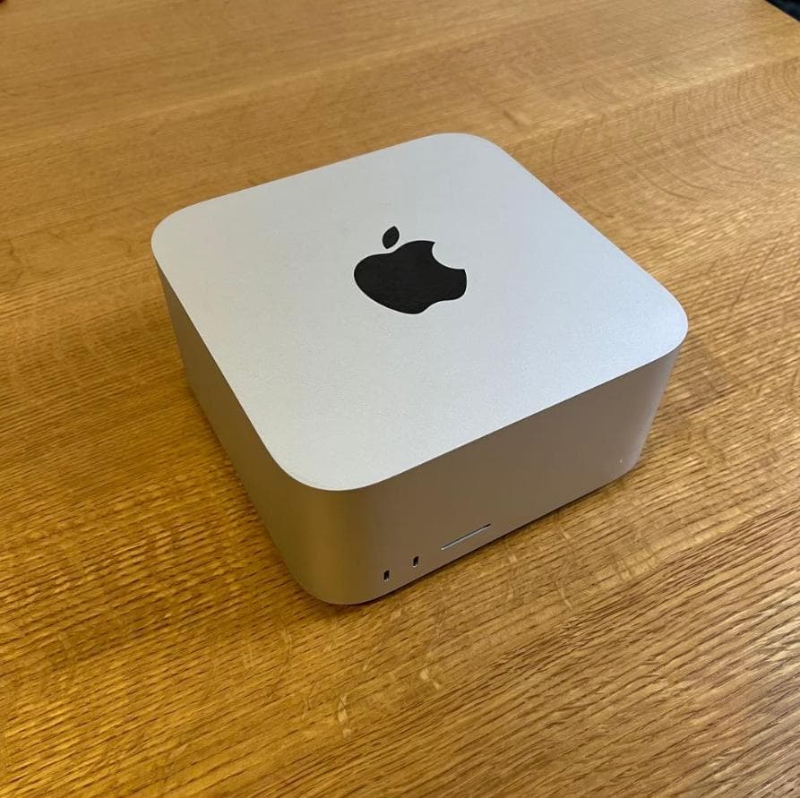 【美品】Mac Studio M2 Ultra 64GB 8TBストレージ