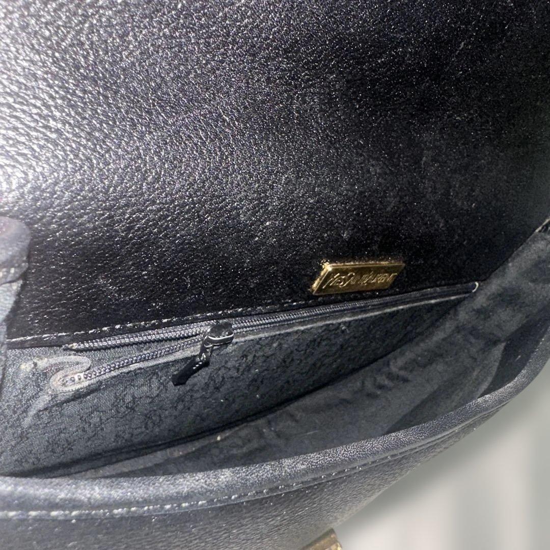 イヴサンローラン ショルダーバッグ レザー YSLロゴ 黒 フラップ