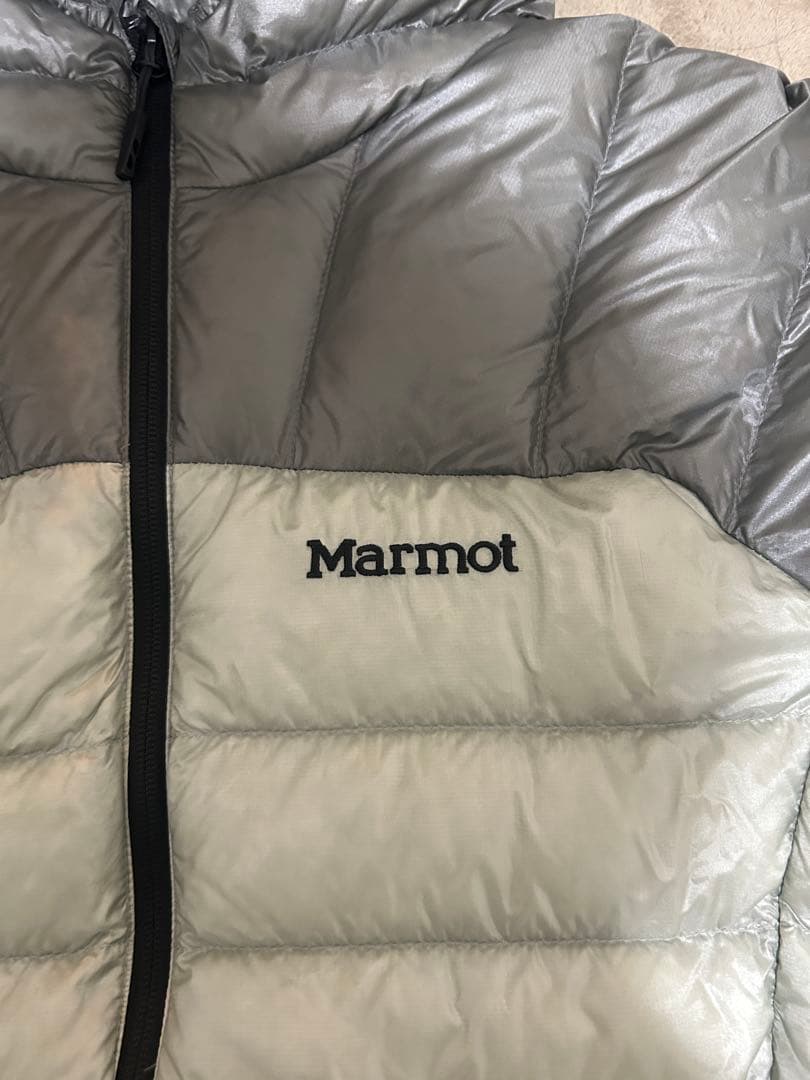 【完売品】marmot ダウンジャケット