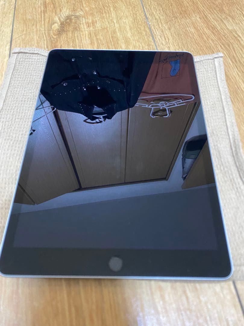 Apple iPad シルバー 本体 第9世代