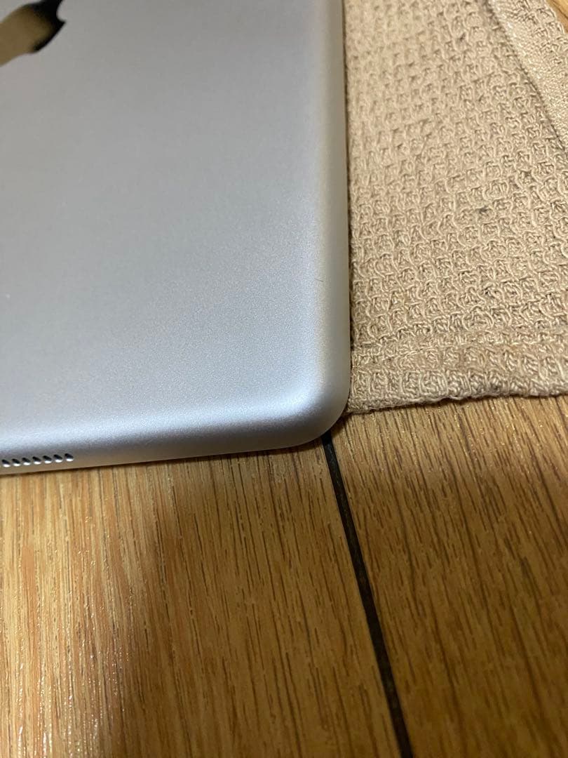 Apple iPad シルバー 本体 第9世代