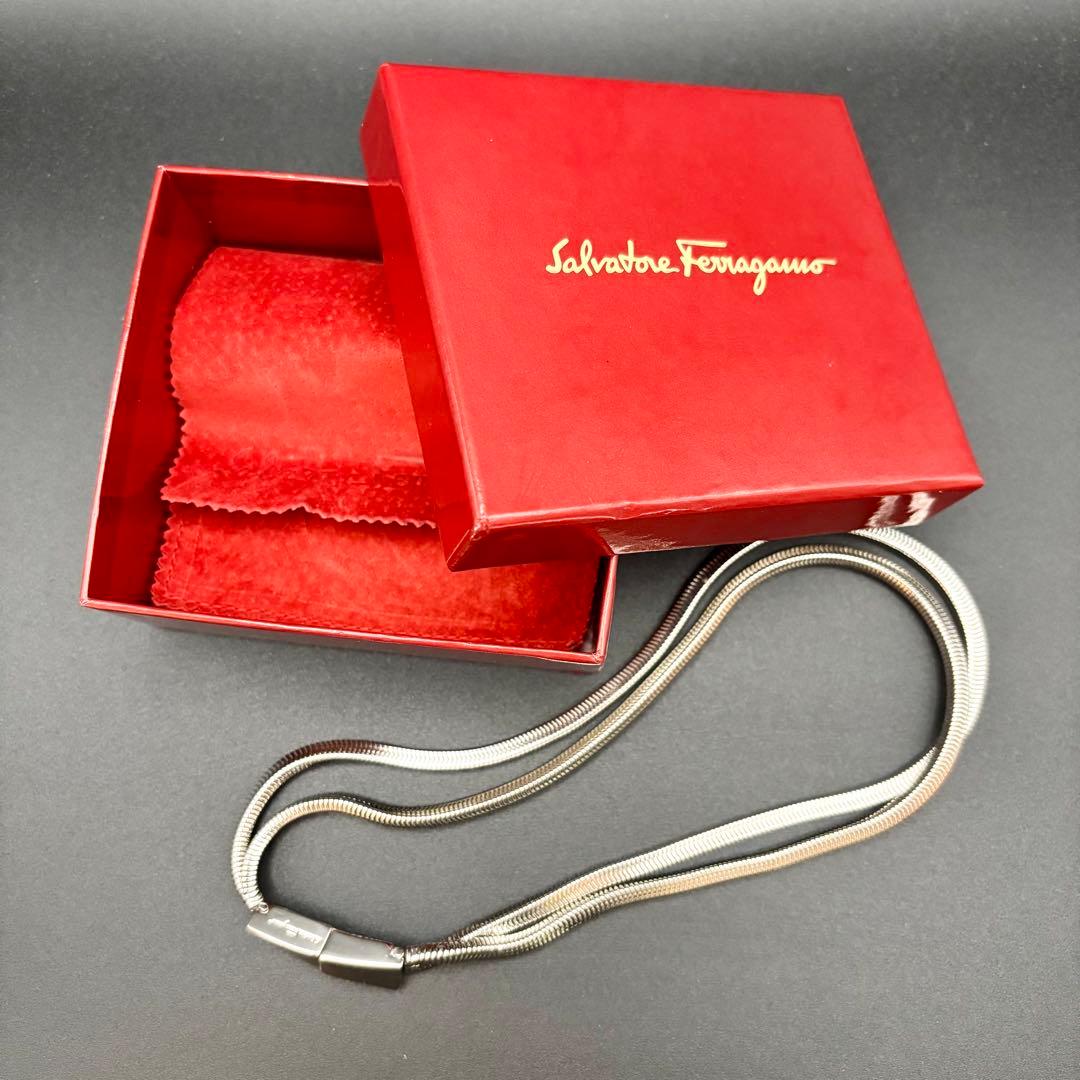 極美品✨Salvatore Ferragamo フェラガモ 2連 ネックレス