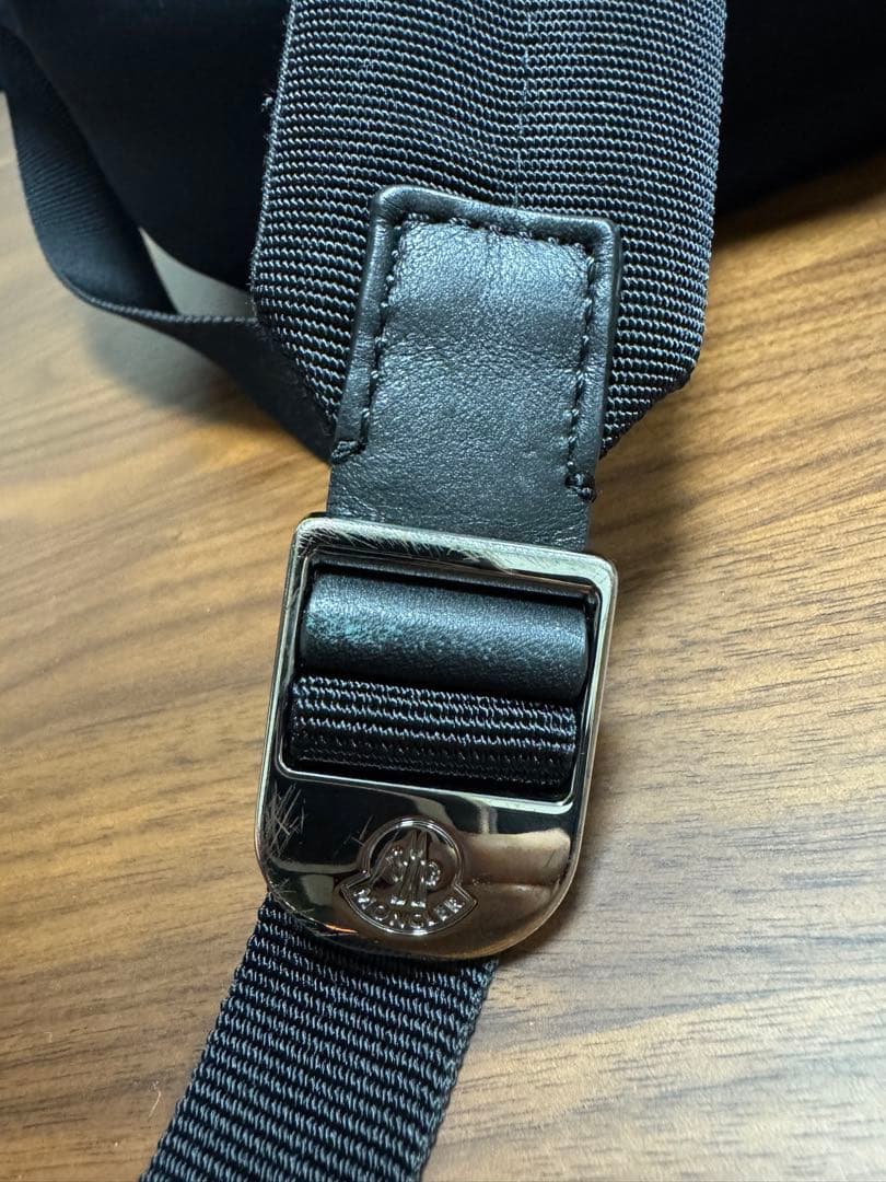 ✴*︎様 美品MONCLERブラックリュック・オークションは1/17（土）で終了