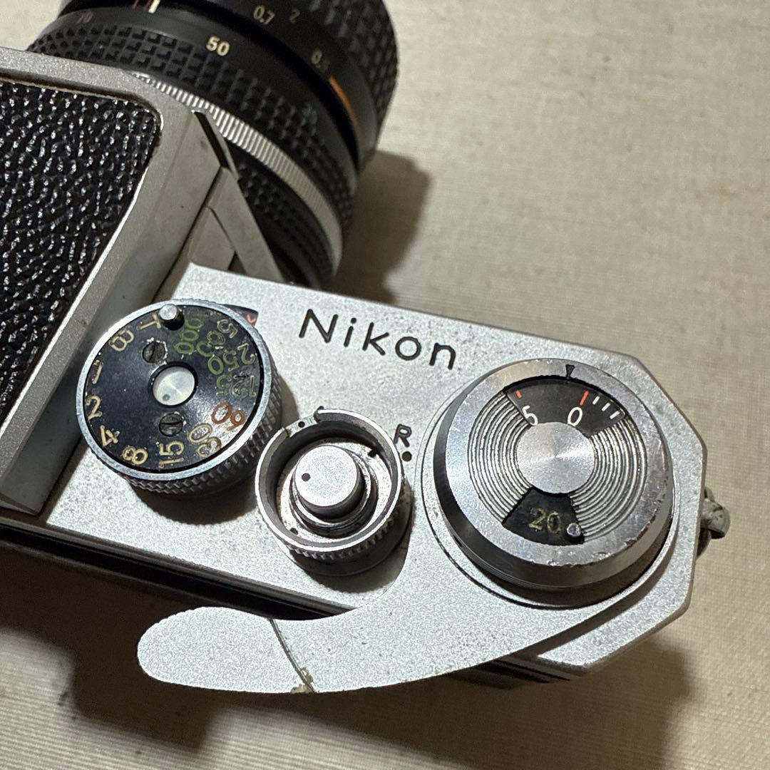 NIKON F フィルムカメラ NIKKOR 35mm〜70mm 一眼レフカメラ