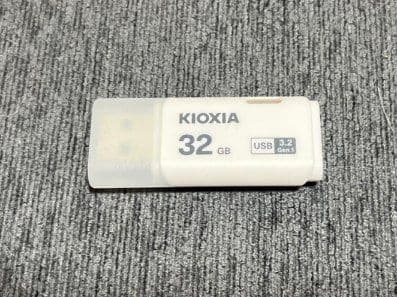 Lenovo ThinkCentre M70q Tiny Corei5 ミニPC