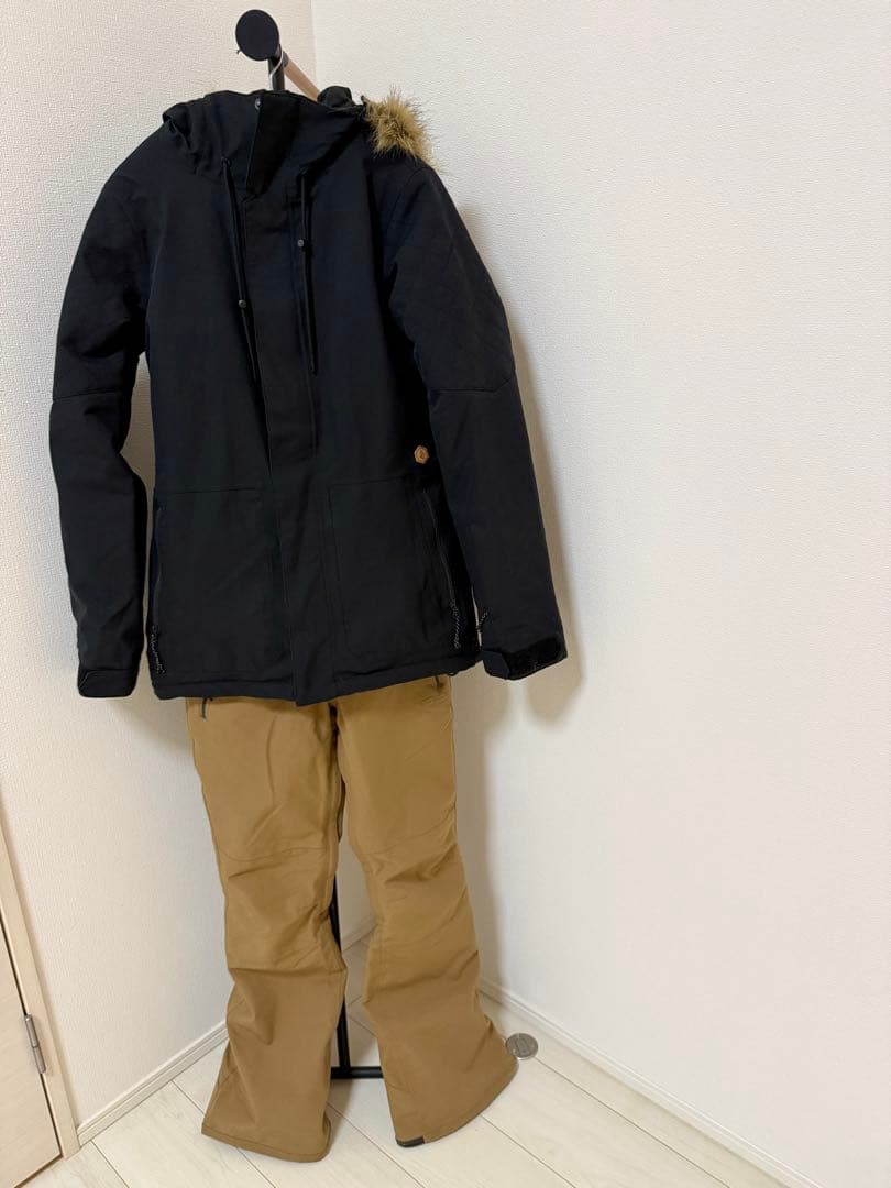 VOLCOM スノーボード　ジャケットパンツセット