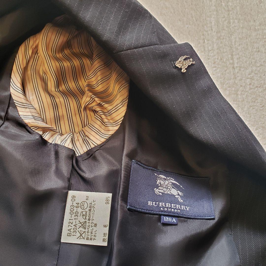 美品◆ピンバッジ付きBURBERRYスーツ130男児◆入学式