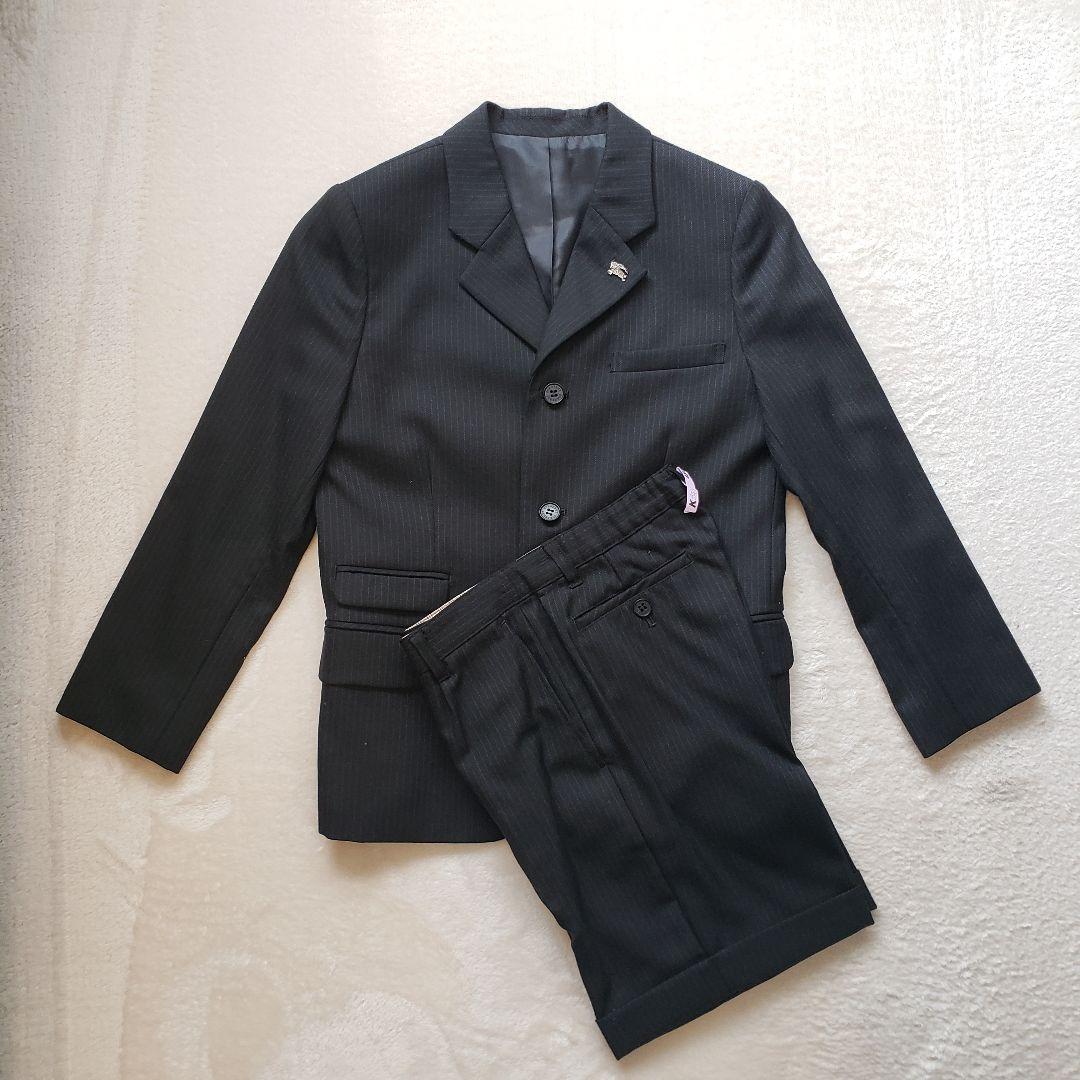 美品◆ピンバッジ付きBURBERRYスーツ130男児◆入学式