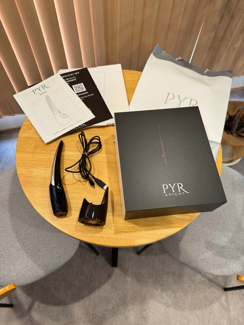 【美品】PYR KNIGHT パイラナイト