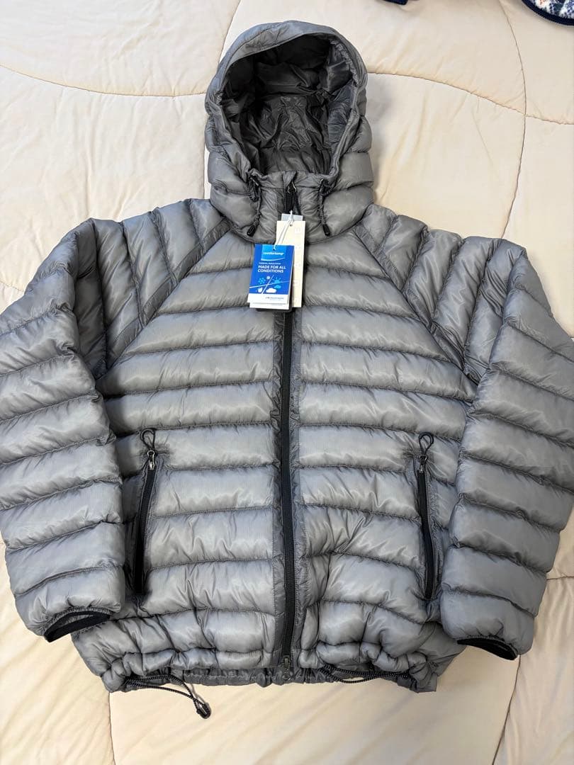 SUARE スアレス　ライトシアシェルダウンジャケット　韓国限定モデル