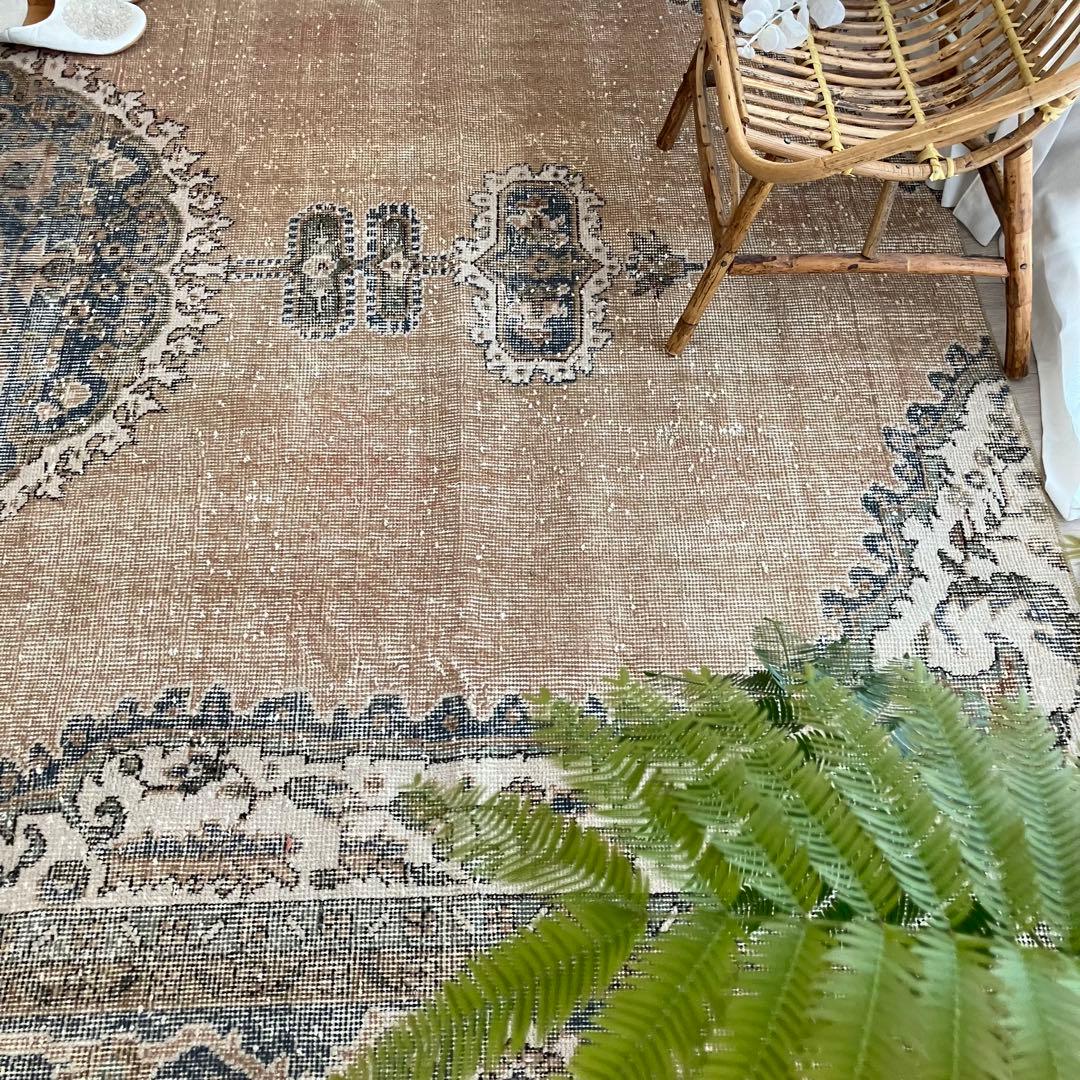 額縁メダリオン✳︎130×215コーラルピンク　ブルー　トルコヴィンテージラグ