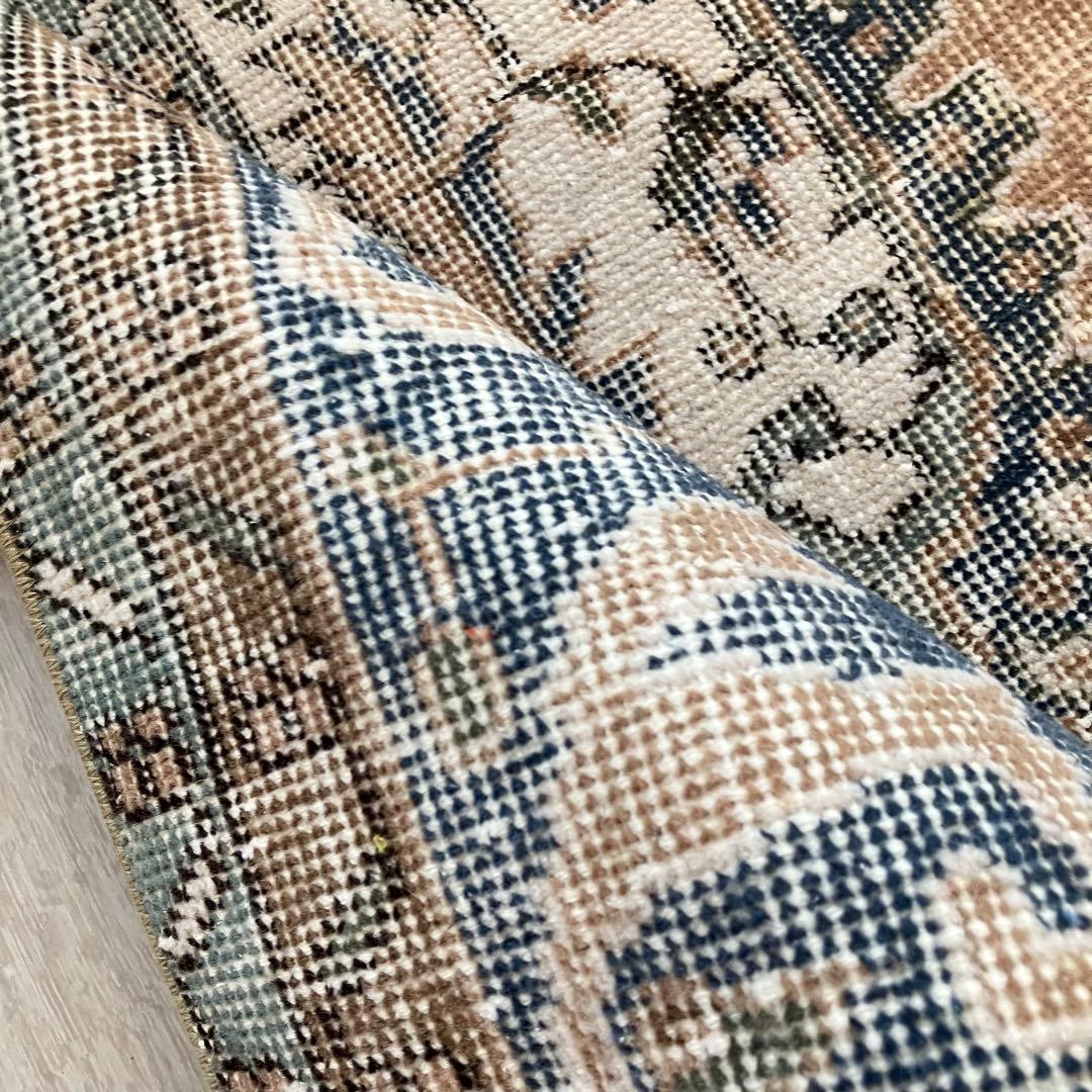 額縁メダリオン✳︎130×215コーラルピンク　ブルー　トルコヴィンテージラグ