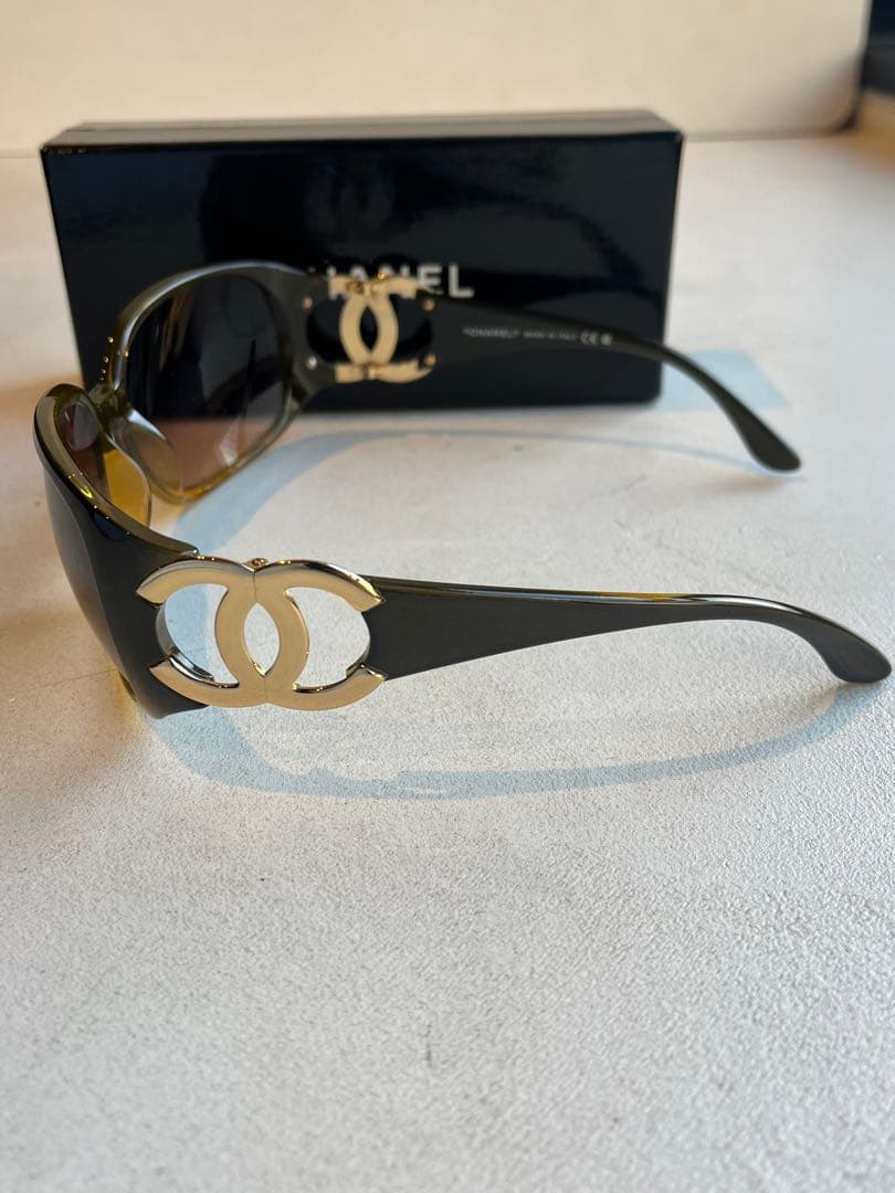 【極美品】CHANEL ココマーク　サングラス ブラウングラデーション