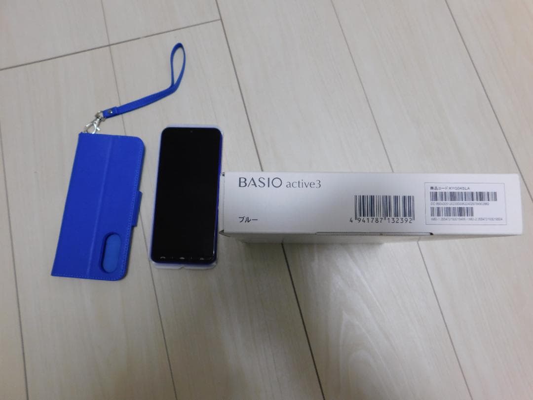 BASIO active3 青　本体　Android　新品に近い　SIMフリー